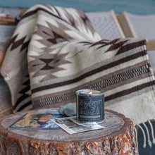 Load image into Gallery viewer, Wayfarer Field Candle