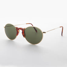 Load image into Gallery viewer, Round Unique Keyhole Bridge Vintage Sunglass - Ziggy