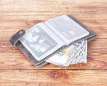 Load image into Gallery viewer, Oscar Leather Card Holder