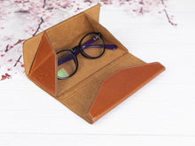 Load image into Gallery viewer, Smart Glasses Leather Case