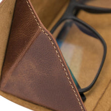 Load image into Gallery viewer, Smart Glasses Leather Case