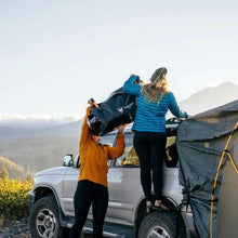 Load image into Gallery viewer, Car Top Duffel 120L