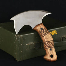 Load image into Gallery viewer, Compact tomahawk "NIKIDO" with engraved handle