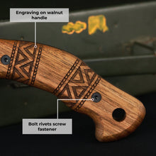 Load image into Gallery viewer, Compact tomahawk "NIKIDO" with engraved handle