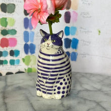 Load image into Gallery viewer, DecorBites™ Cat Polka Dot Resin Flower Bud Vase