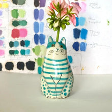 Load image into Gallery viewer, DecorBites™ Cat Polka Dot Resin Flower Bud Vase