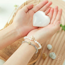 Load image into Gallery viewer, Golden Hand of Fortune - Bracelets of Wealth