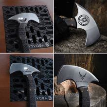 Load image into Gallery viewer, Hand forged tomahawk "Nanook"
