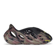 Load image into Gallery viewer, adidas Yeezy Foam RNR MX Carbon