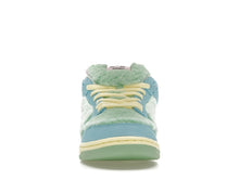 Load image into Gallery viewer, Nike SB Dunk Low Verdy Visty