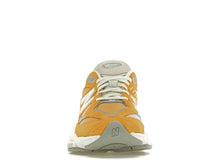 Load image into Gallery viewer, New Balance 9060 'Yellow Suede'