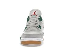 Load image into Gallery viewer, Air Jordan Retro 4 SB Pine Green