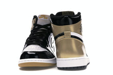 Load image into Gallery viewer, Air Jordan 1 Retro High Gold Top 3