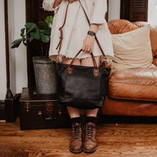 Load image into Gallery viewer, Caravan Bag Daytripper - USA Made