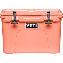 Load image into Gallery viewer, YETI Tundra 35 Hard Cooler