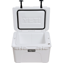 Load image into Gallery viewer, YETI Tundra 35 Hard Cooler