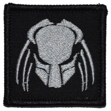 Load image into Gallery viewer, Predator Head - 2x2 Patch
