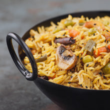 Load image into Gallery viewer, Kashmiri Saffron Curry Powder
