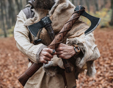 Load image into Gallery viewer, Bearded Battle Axe - Skeggox
