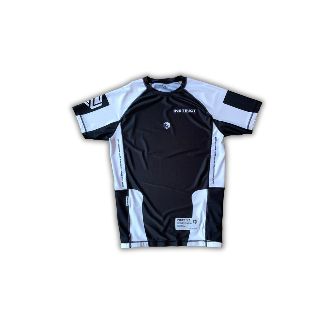 COMPETITOR SERIES SHORT SLEEVE RASH GUARD - BLACK