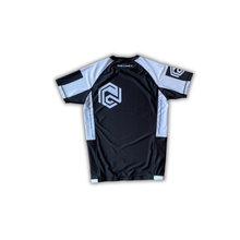 Load image into Gallery viewer, COMPETITOR SERIES SHORT SLEEVE RASH GUARD - BLACK
