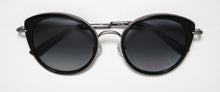 Load image into Gallery viewer, Isaac Mizrahi 30251 Sunglasses
