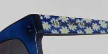 Load image into Gallery viewer, Isaac Mizrahi 30249 Sunglasses
