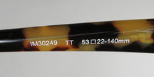 Load image into Gallery viewer, Isaac Mizrahi 30249 Sunglasses
