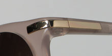 Load image into Gallery viewer, Isaac Mizrahi 30246 Sunglasses
