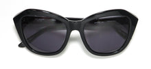 Load image into Gallery viewer, Isaac Mizrahi 30218 Sunglasses
