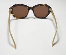 Load image into Gallery viewer, Isaac Mizrahi 30218 Sunglasses
