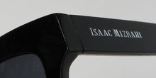 Load image into Gallery viewer, Isaac Mizrahi 30217 Sunglasses
