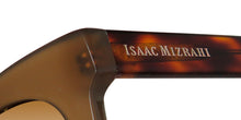Load image into Gallery viewer, Isaac Mizrahi 30214 Sunglasses
