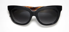 Load image into Gallery viewer, Isaac Mizrahi 30214 Sunglasses
