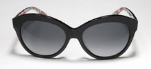 Load image into Gallery viewer, Isaac Mizrahi 30222 Sunglasses
