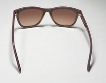 Load image into Gallery viewer, Isaac Mizrahi 30202 Sunglasses
