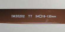 Load image into Gallery viewer, Isaac Mizrahi 30202 Sunglasses
