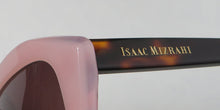 Load image into Gallery viewer, Isaac Mizrahi 30218 Sunglasses
