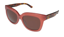Load image into Gallery viewer, Isaac Mizrahi 30214 Sunglasses
