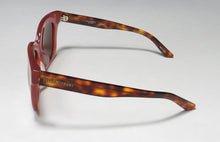 Load image into Gallery viewer, Isaac Mizrahi 30214 Sunglasses
