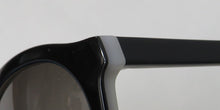 Load image into Gallery viewer, Vera Wang Luxe Mariko Sunglasses
