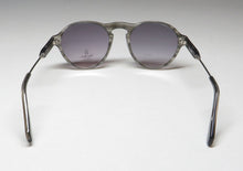 Load image into Gallery viewer, Vera Wang Luxe Hebe Sunglasses
