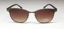 Load image into Gallery viewer, Oscar de la Renta Oscar 3043 Sunglasses
