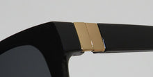 Load image into Gallery viewer, Oscar de la Renta Oscar 1364 Sunglasses
