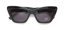Load image into Gallery viewer, Gap Sgp011 Sunglasses
