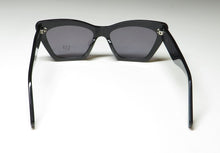 Load image into Gallery viewer, Gap Sgp011 Sunglasses
