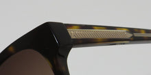 Load image into Gallery viewer, Yalea Sya056 Paloma Sunglasses
