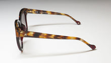 Load image into Gallery viewer, Yalea Sya054v Lorena Sunglasses
