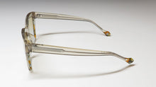 Load image into Gallery viewer, Yalea Sya080 Malala Sunglasses

