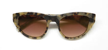 Load image into Gallery viewer, Kendall + Kylie Kks5015 Sienna Sunglasses
